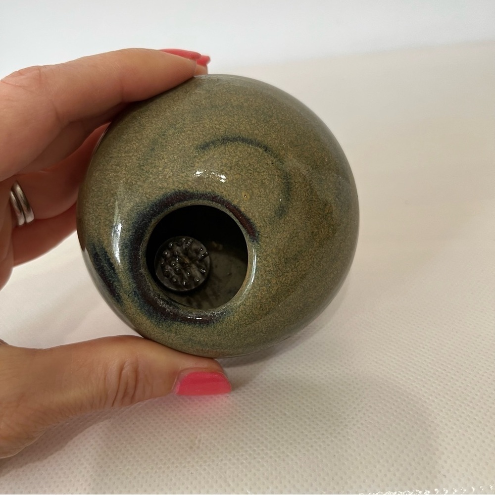 Vintage Ikebana Ceramic Green Flower Frog Vase Handmade Pottery MCM - Picture 7 of 7